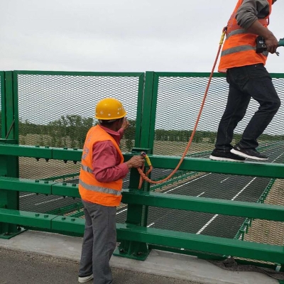 赤峰市黃金護欄廠電話號碼-第1張圖片