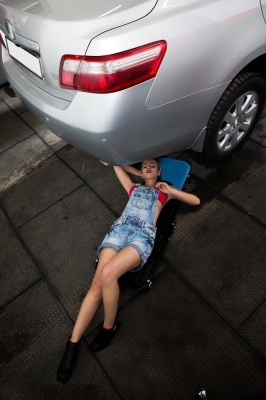 赤峰美女修車店電話多少號-第1張圖片