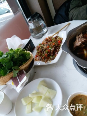 赤峰王子酒店價(jià)格查詢電話號(hào)碼-第1張圖片