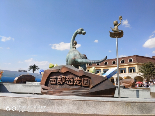 赤峰水樂園雕塑廠家電話號(hào)碼-第1張圖片