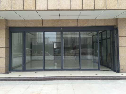 赤峰感應(yīng)門廠家供應(yīng)電話號(hào)碼-第1張圖片