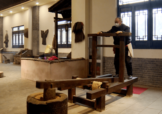 藍(lán)磨坊電話號碼-第1張圖片