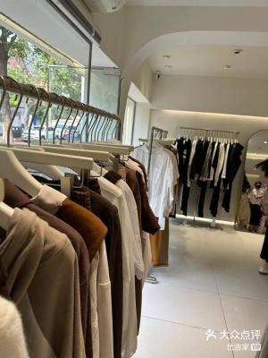 赤峰設(shè)計(jì)貼紙店電話多少號(hào)-第1張圖片