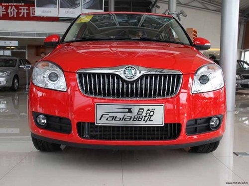 赤峰車險(xiǎn)業(yè)務(wù)員電話號(hào)碼-第1張圖片