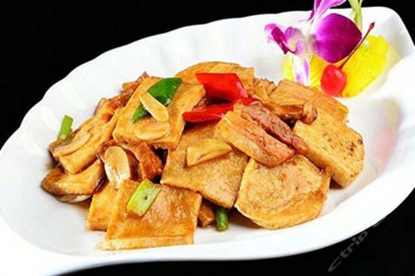 赤峰利香家常菜館電話號(hào)碼-第1張圖片