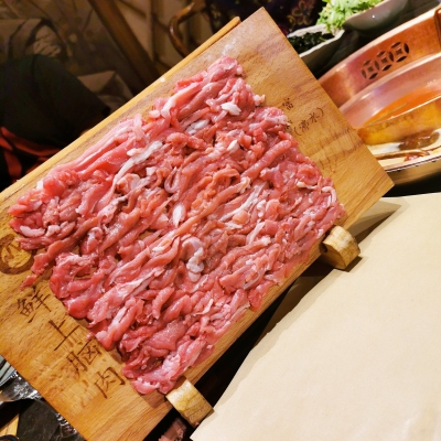 赤峰生肉批發(fā)市場(chǎng)電話號(hào)碼-第1張圖片