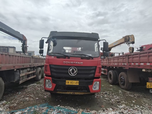 赤峰市附近隨車吊車電話號碼-第1張圖片