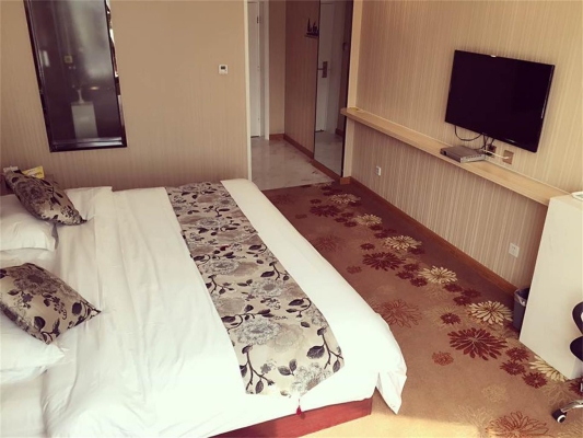 赤峰特產(chǎn)內(nèi)衣店電話地址查詢-第1張圖片