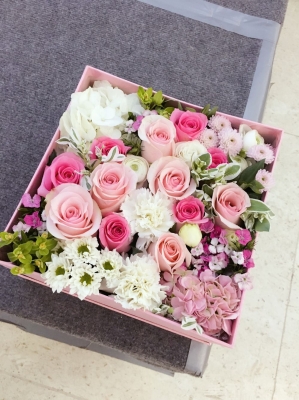 赤峰花甸花藝店電話號(hào)碼-第1張圖片