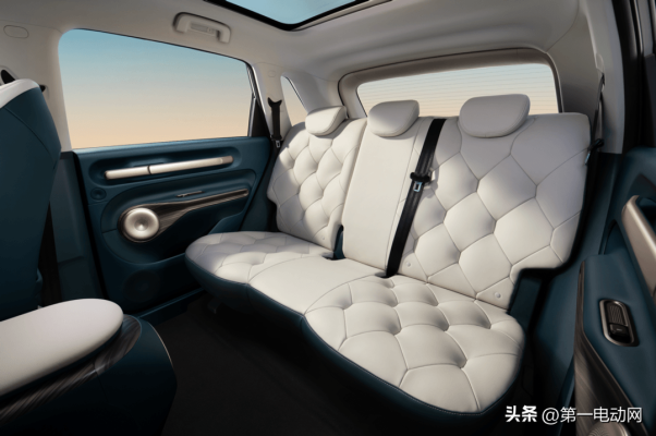 赤峰云朵沙發(fā)專賣店電話號(hào)碼-第1張圖片