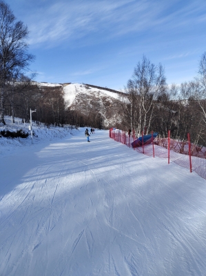 赤峰惜雪畫室地址電話查詢號碼-第1張圖片