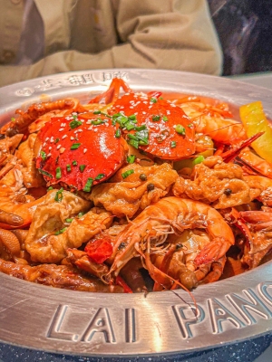 赤峰好吃肉蟹煲店電話號碼-第1張圖片