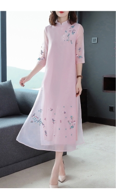 赤峰刺繡旗袍定做工廠電話號碼-第1張圖片