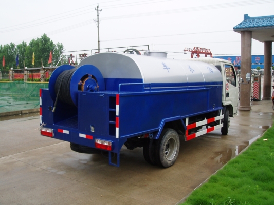 赤峰松山區(qū)熱力服務(wù)電話是多少-第1張圖片