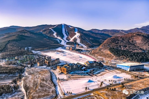 赤峰錦山公交場(chǎng)站-第1張圖片